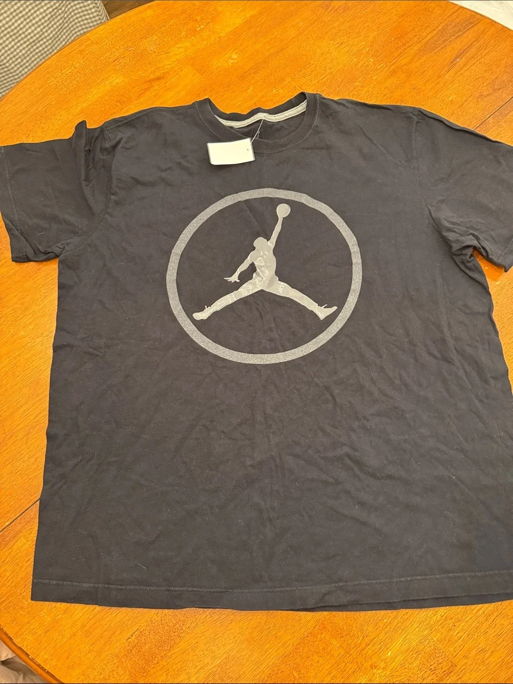 Jordan Black T-Shirt with Gray Jumpman Circle Logo xxl